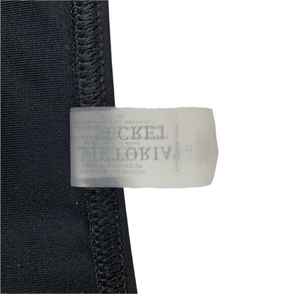 Victoria's Secret Black Bikini Bottom with metal accents size Small - Picture 4 of 6